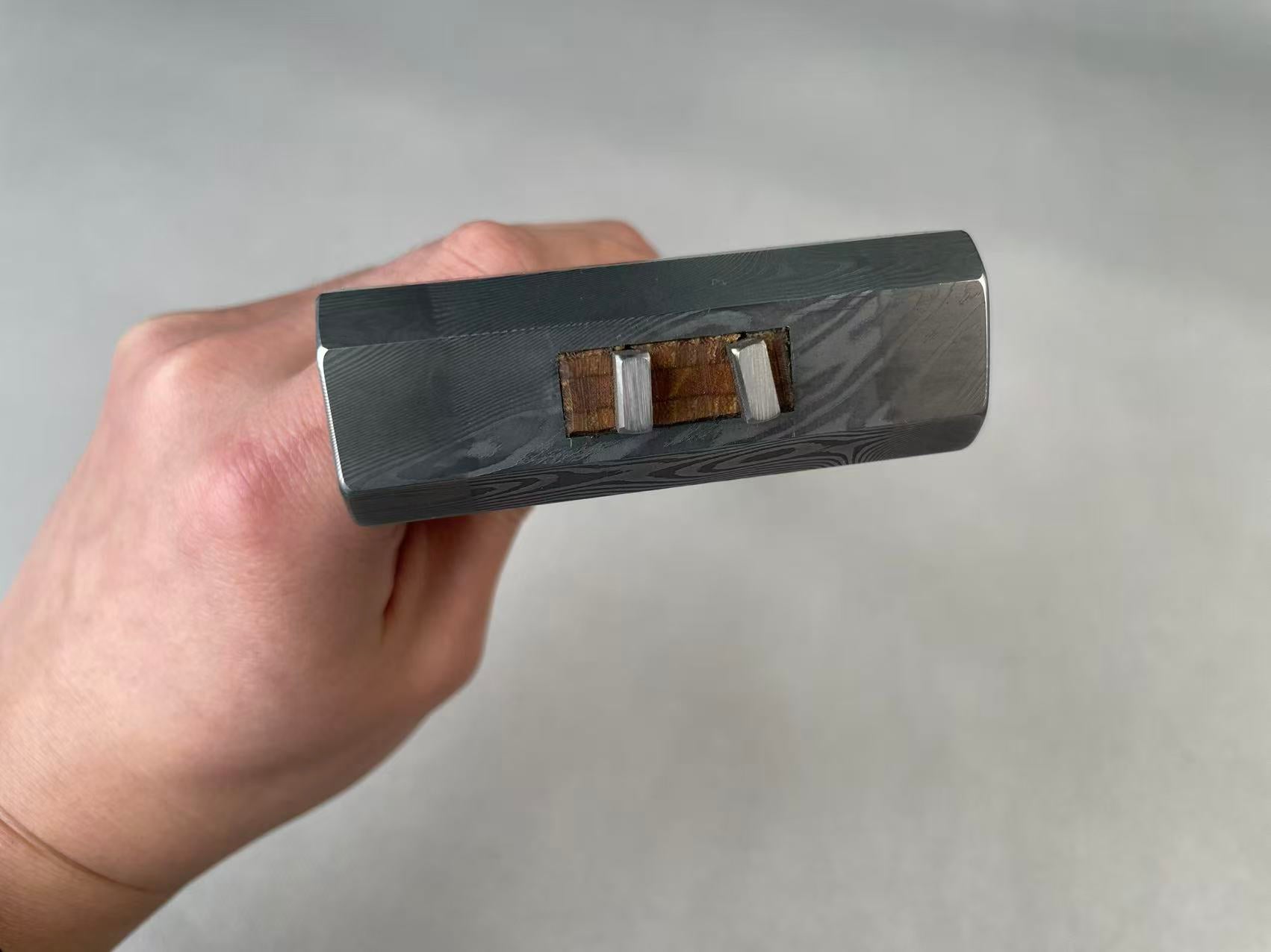 F-2DS damascus steel hammer (grain direction)