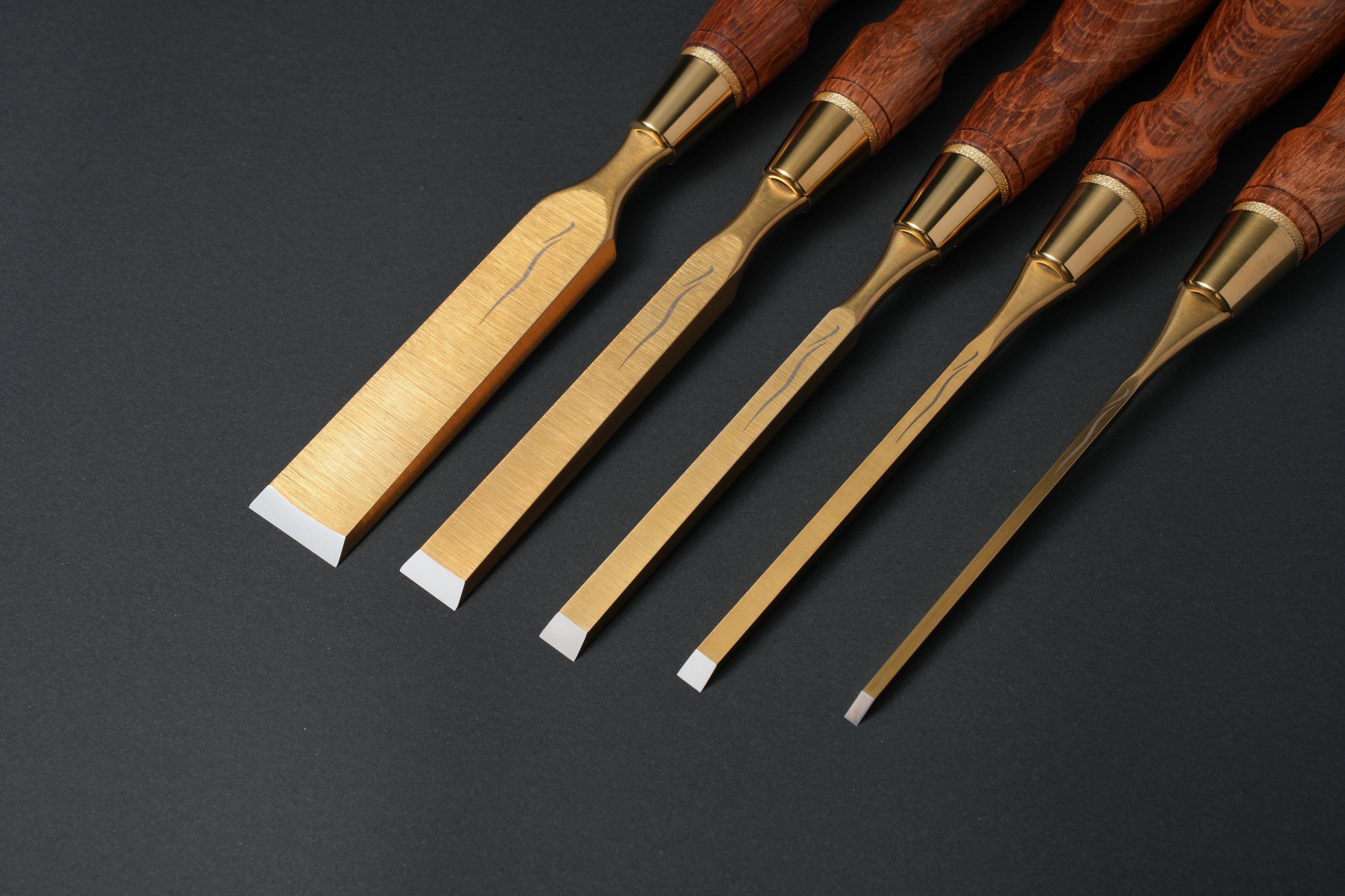 Y-2 Chisel, Golden (Odd Batch)