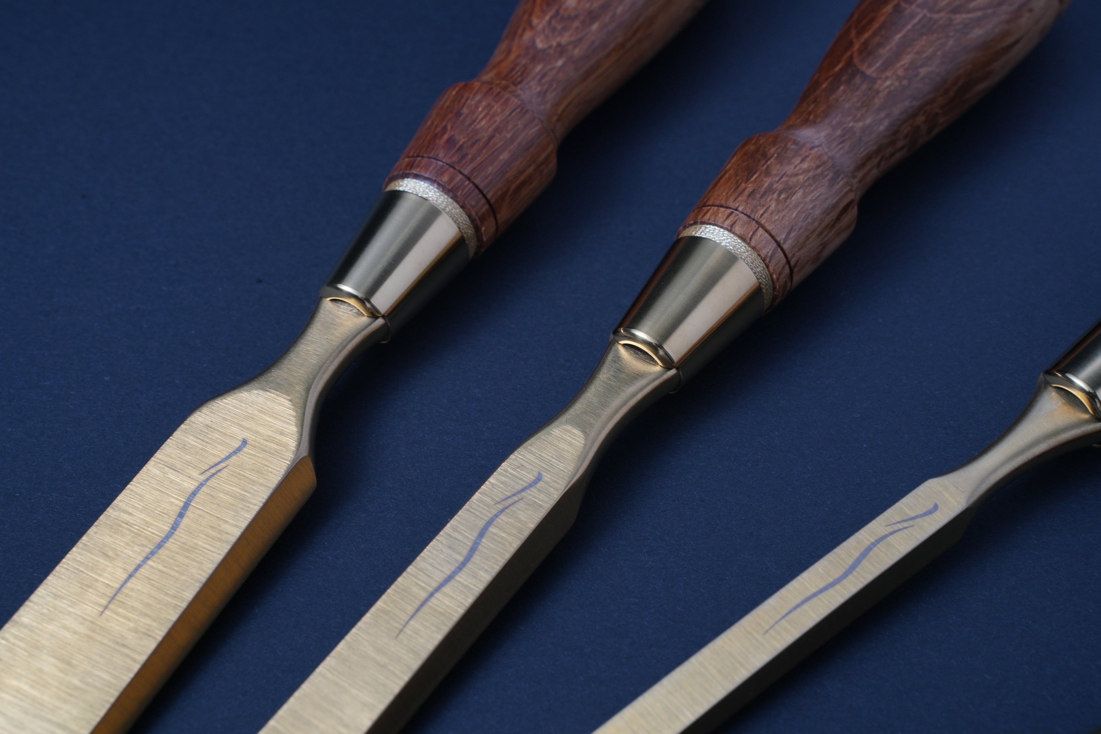 Y-2 Chisel, Golden (Odd Batch)