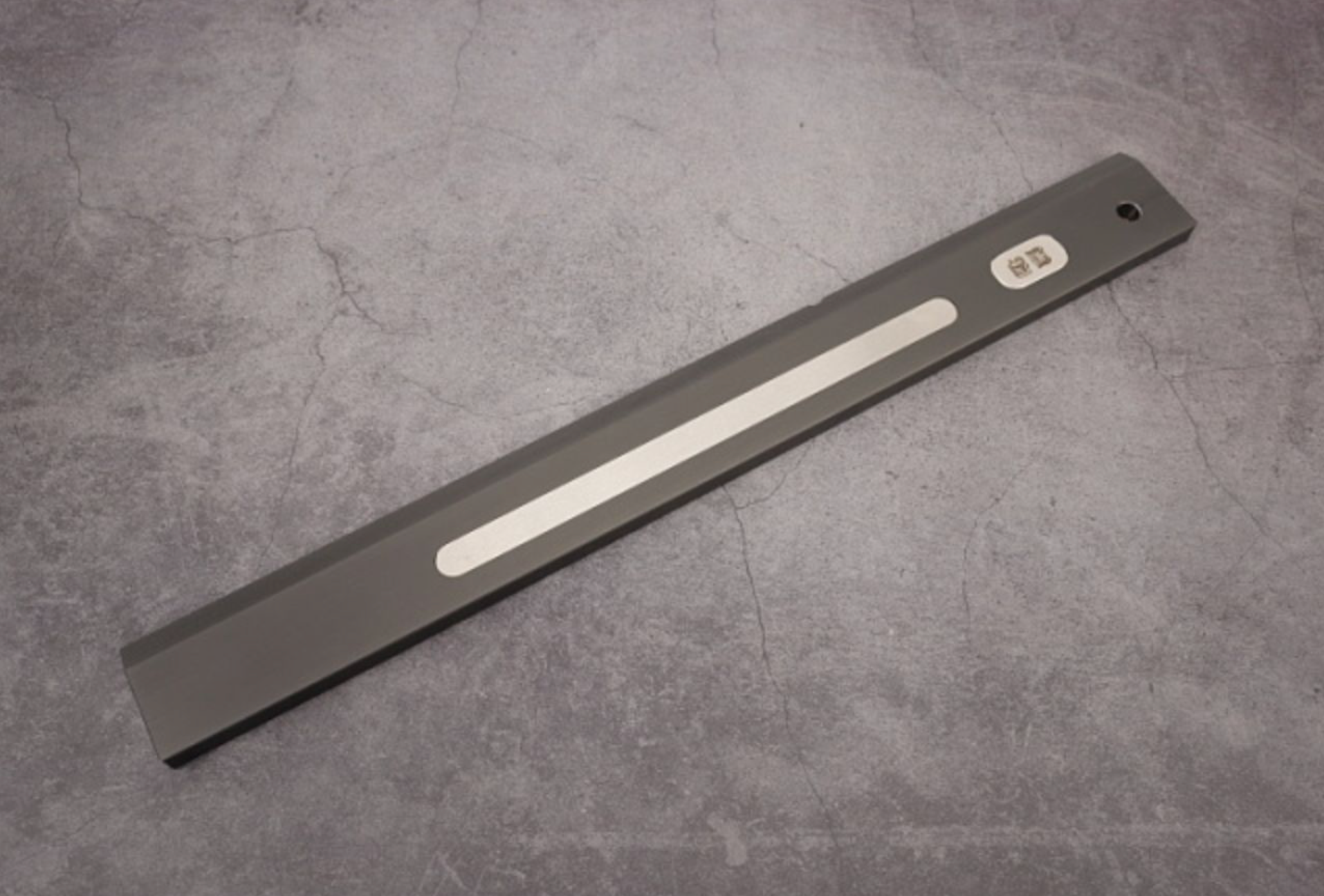 Zen-Wu Z-0 Straight Edge